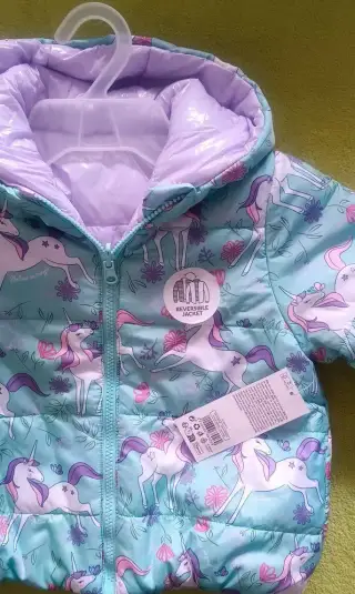 Dětská zimní bunda s kapucí.Zcela NOVÁ s visačkou Vel. 110