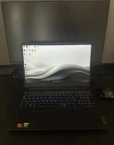 Herní notebook