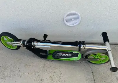 HUDORA BigWheel 205 šedo-zelená – skládací koloběžka, kola 2