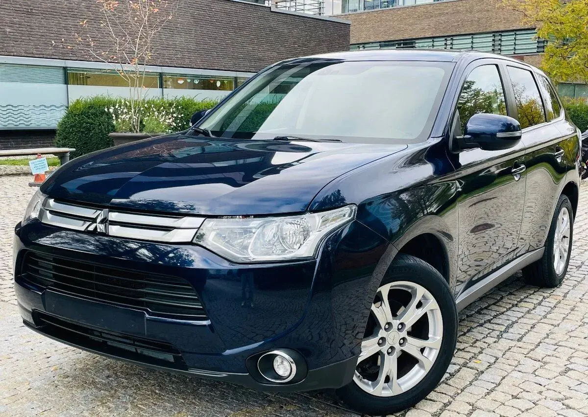 Mitsubishi Outlander – 165 996 km