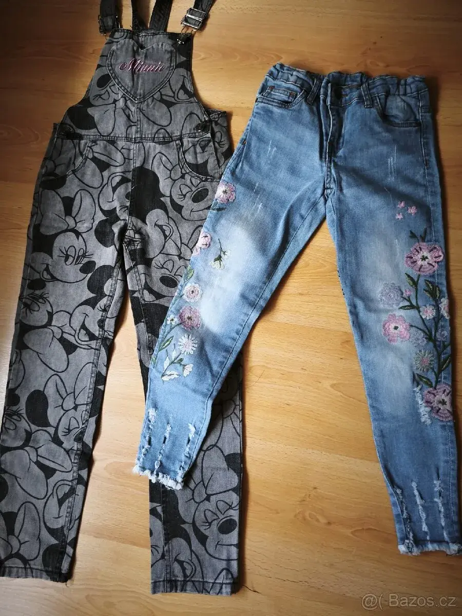 Dívčí kalhoty vel. 134