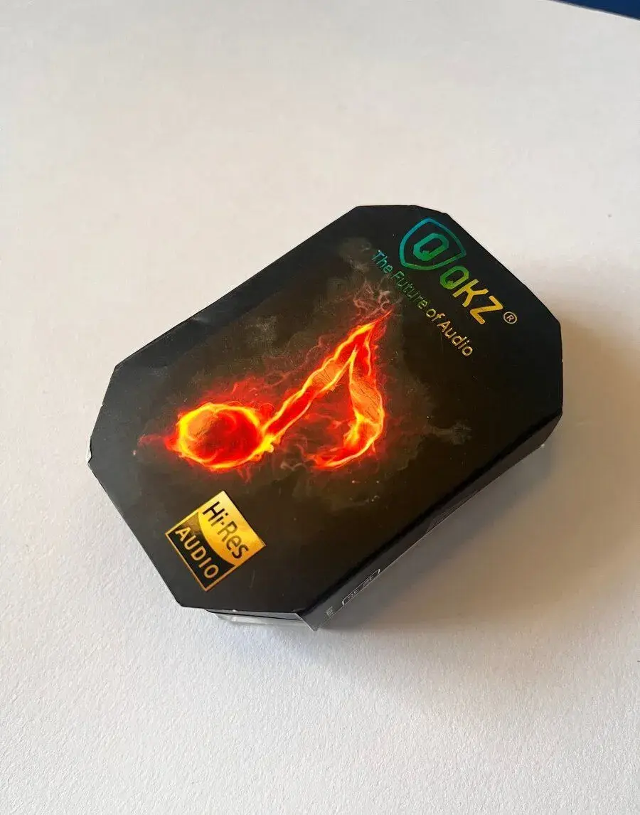 QKZ AK6 – parádní drátová sluchátka s mikrofonem