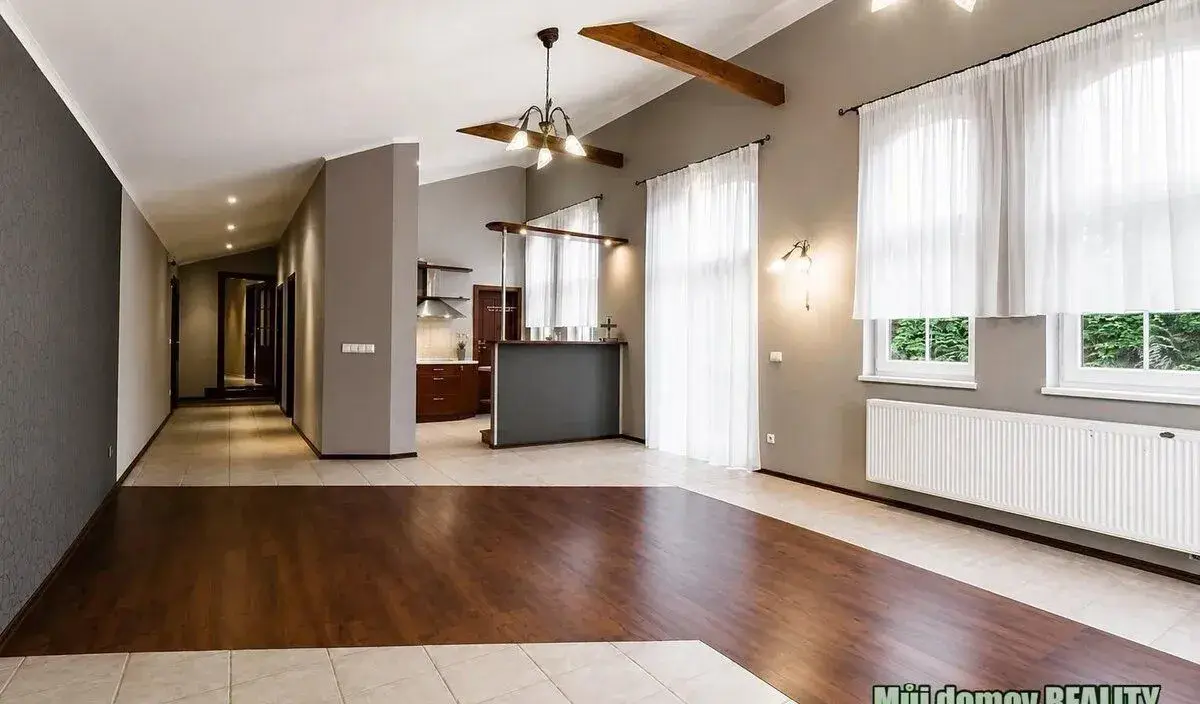 Pronájem multifunkčního objektu bývalý mlýn | 1 300 m2 | Poz