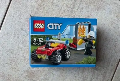Lego City 60105 - hasičský terénní vůz