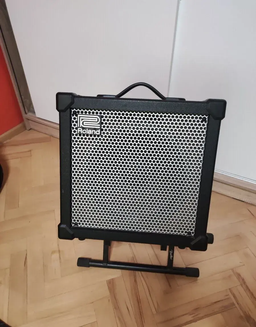Roland CUBE-80XL – 80 W, COSM, efekty a looper