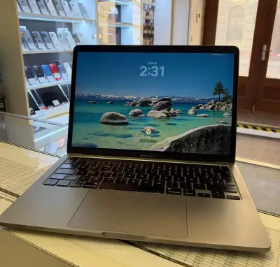 Macbook Pro 13 M2/16GB/256GB Space Grey
