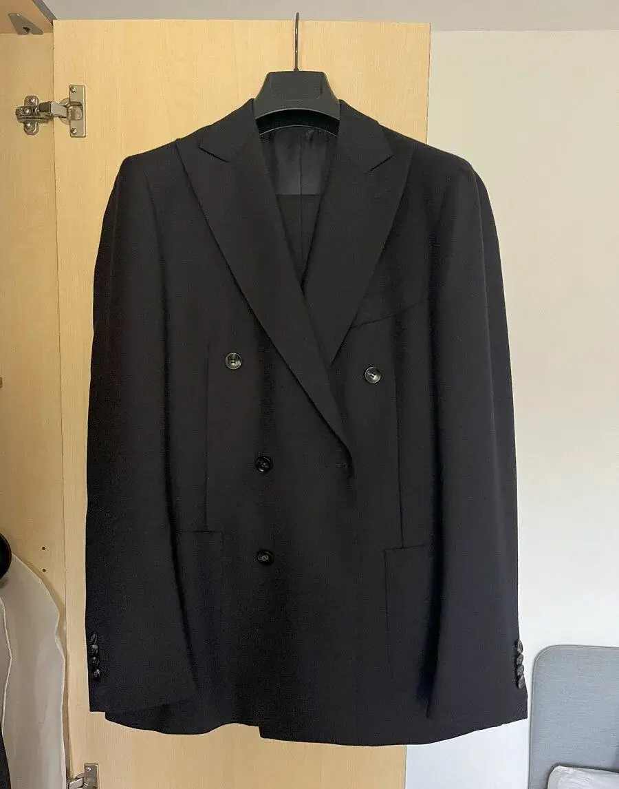 Nový vlněný oblek Suitsupply Havana Navy vel. 50