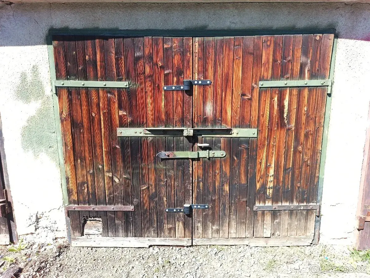 Garáž 18m2, Ulice Rudé armády, Obrnice - Chánov