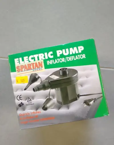 Elektrická pumpa k nafukování matrací, apod. + koncovky