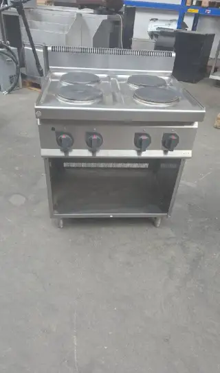 Sporák gastro
