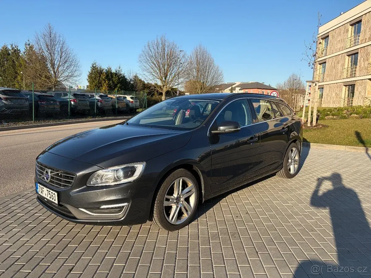 Volvo V60 – 2016, 190 000 km