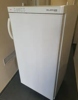 220 litrový mrazák AEG Germany