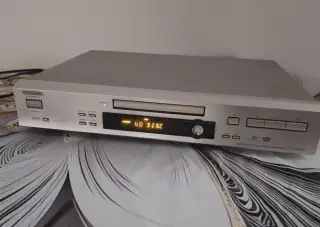 Onkyo DV-SP502E