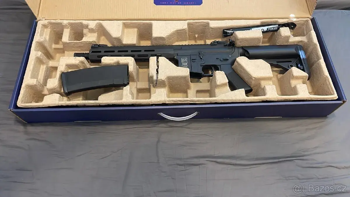M-4 SPECNA ARMS SA-FO3-XASR