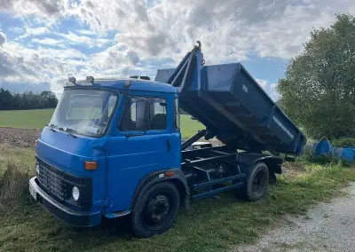 Avia A31 – kontejnerový nosič + 2 kontejnery, nová spojka a