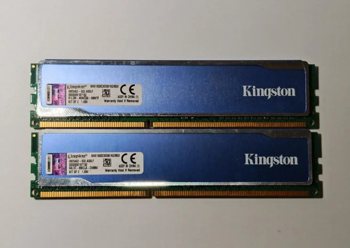 Kingston HyperX Blu DDR3 8 GB (2× 4 GB) – funkční RAM