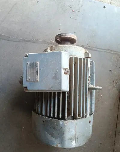 Elektromotor MEZ Mohelnice 2,2 kW – 8pólový, 710 ot./min
