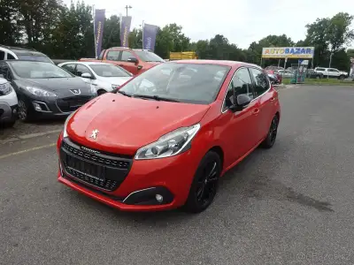 Peugeot 208 – 2015, 99 413 km