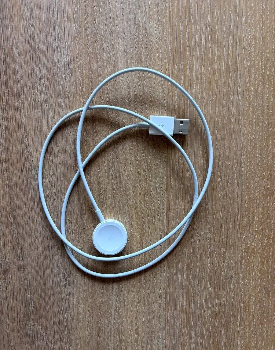 Originál nabíjecí kabel na apple watch