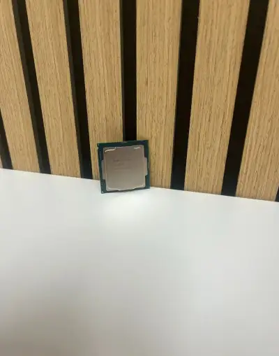 Intel i5 9400F /6 jader/ Socket 1151 Otestovaný Záruka