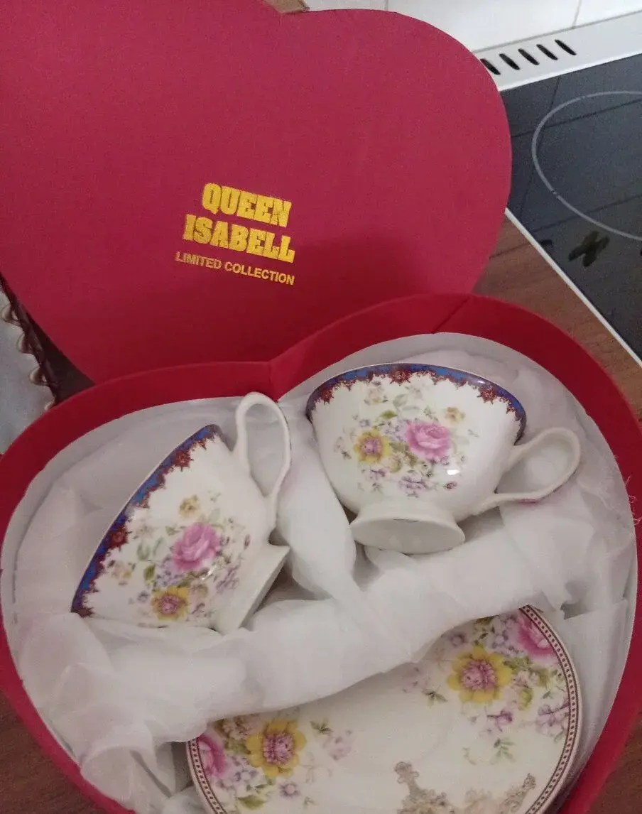 Sada šálek+ podšálek zn.Queen Isabel
