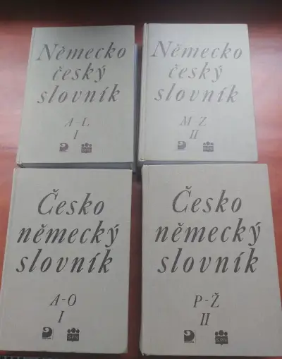 Českoněmecky a německočesky slovník