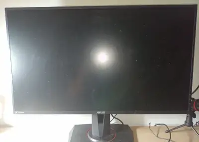 27'' Herní monitor Asus gaming vg278