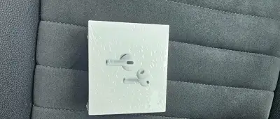 Apple AirPods Pro (3. gen) – Nerozbalené, záruka (Dr. Max)