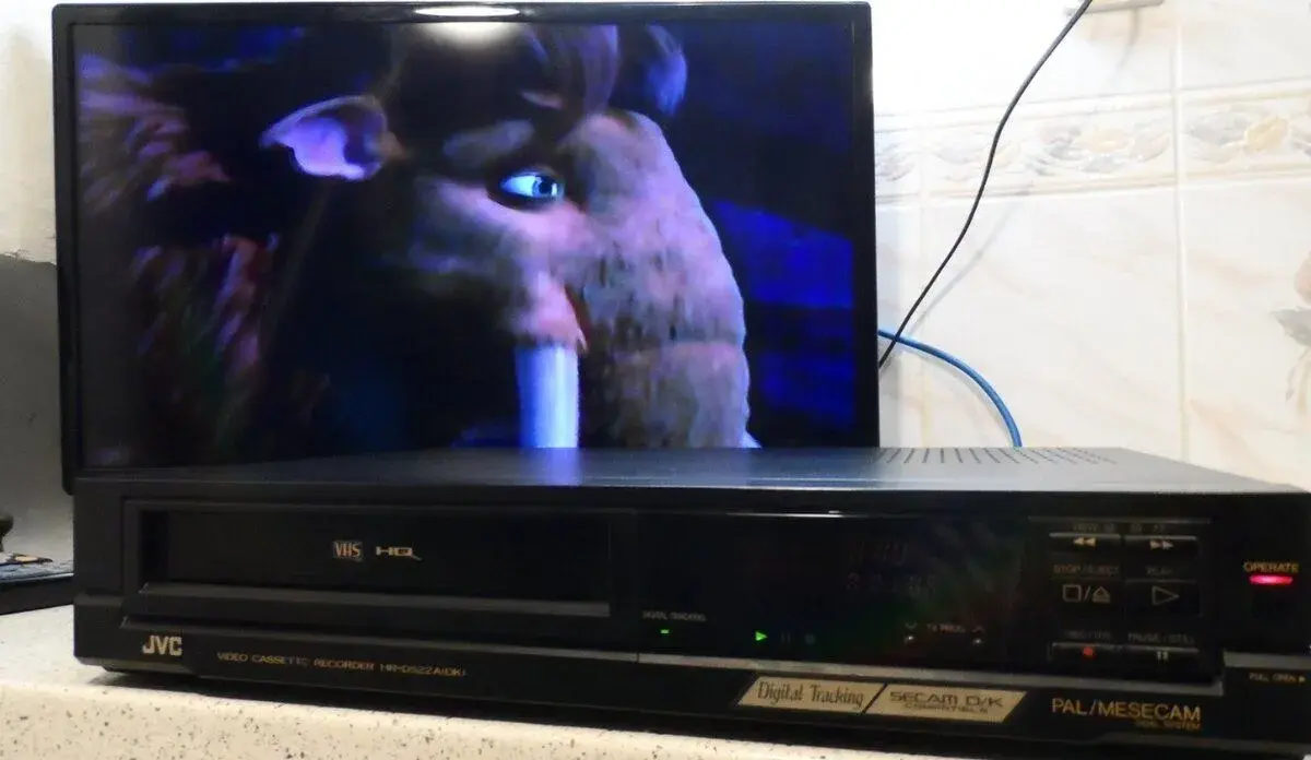 JVC HR-D522
