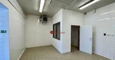K pronájmu multifunkční komerční prostor v areálu BIO Jičín