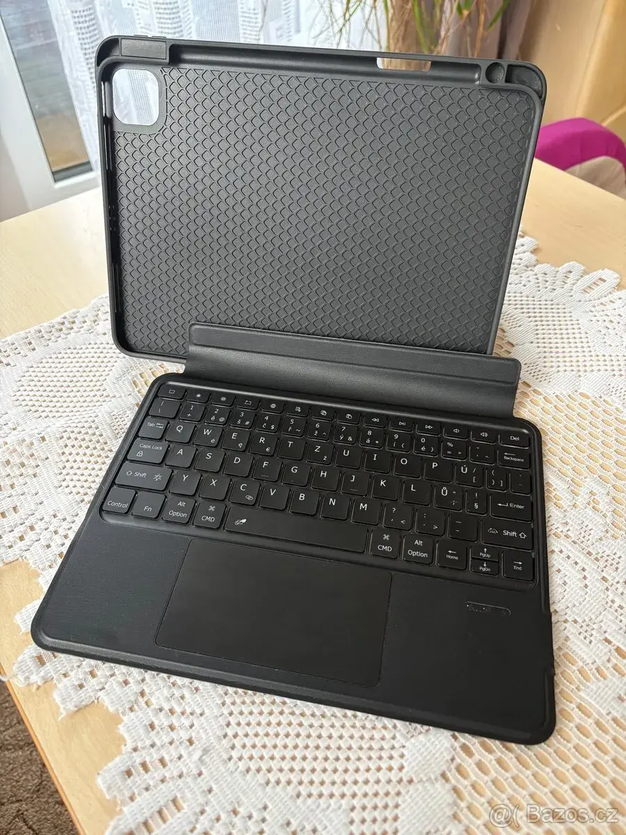 Klávesnice k iPad