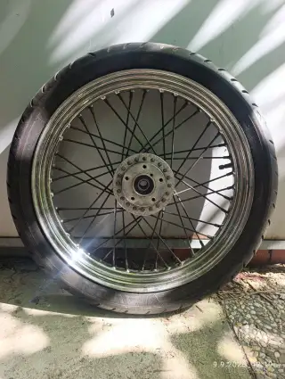 Harley XL/FX Přední kolo