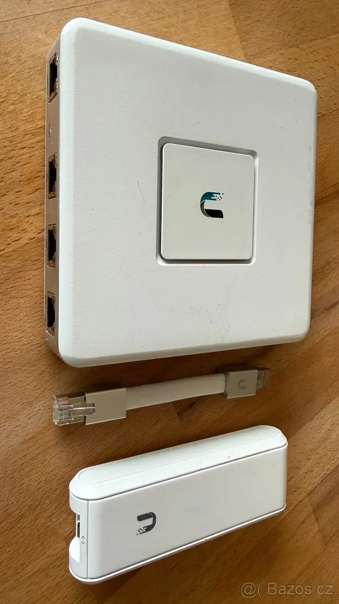 Unifi USG 3P + CloudKey