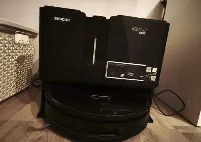 Robotický vysavač Sencor SRV 9790 BK