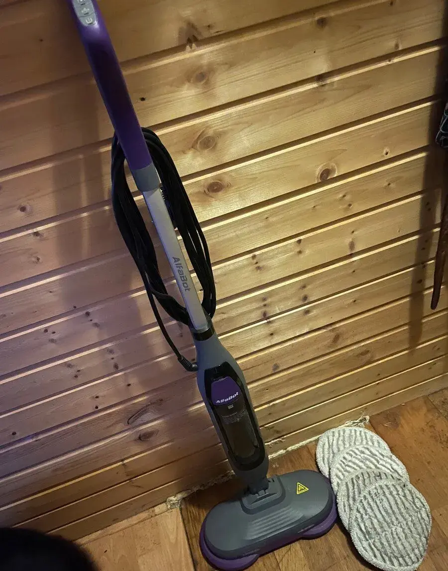 AlfaBot max
