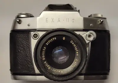 Fotoaparát EXA II a