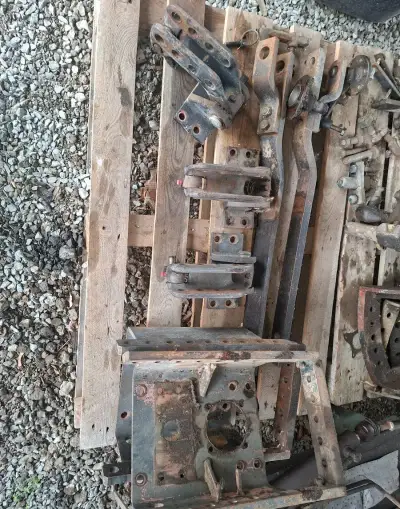 Konzoly zetor