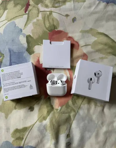 AirPods 4