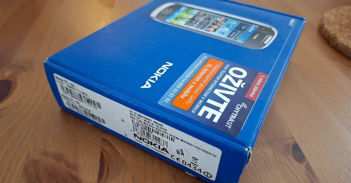 Krabicovka Nokia C7