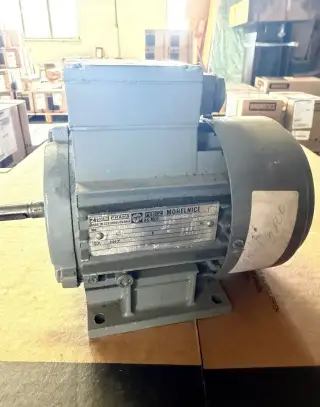 Elektromotor MEZ 4AP 63-2, 0,25kW, 2830 ot., patkový