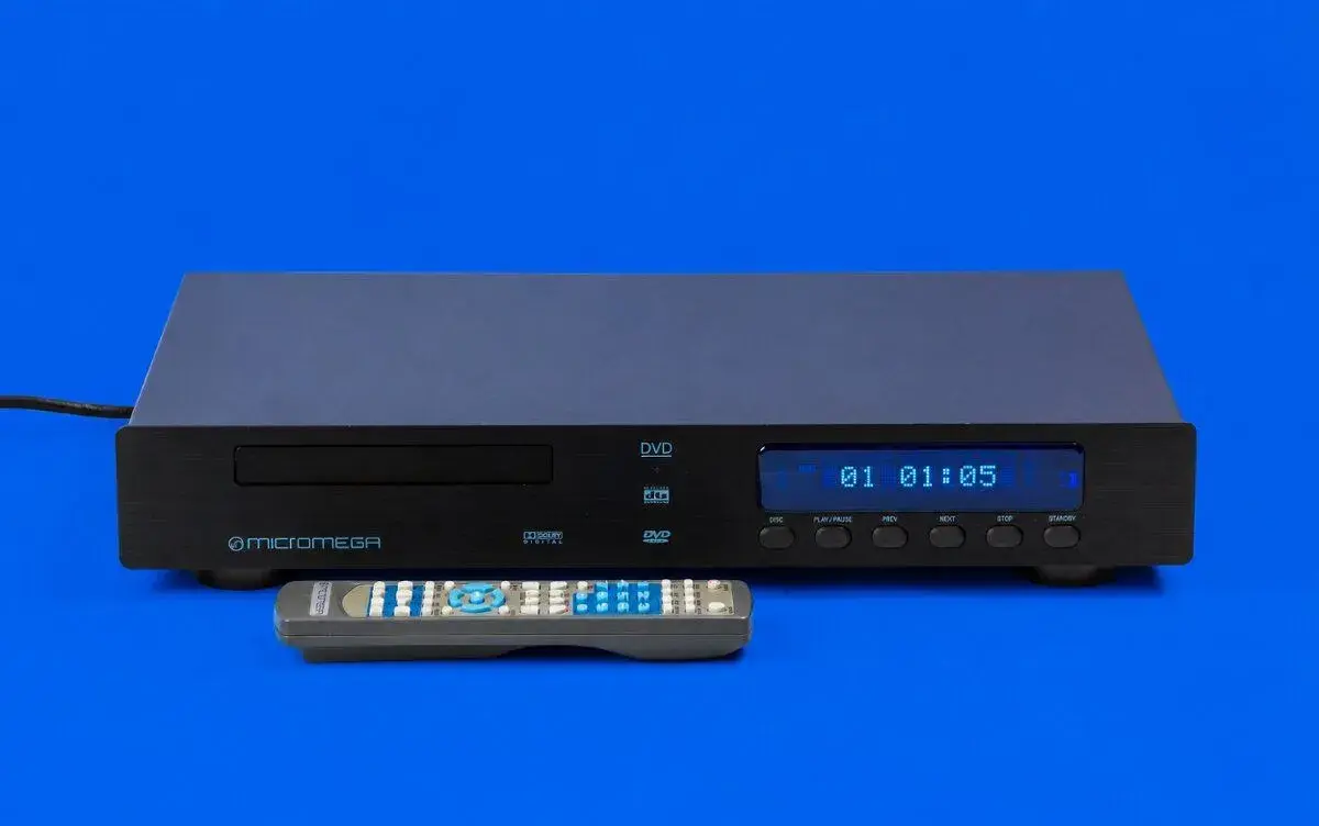 MICROMEGA Minium DVD / top CD-DVD prehrávač