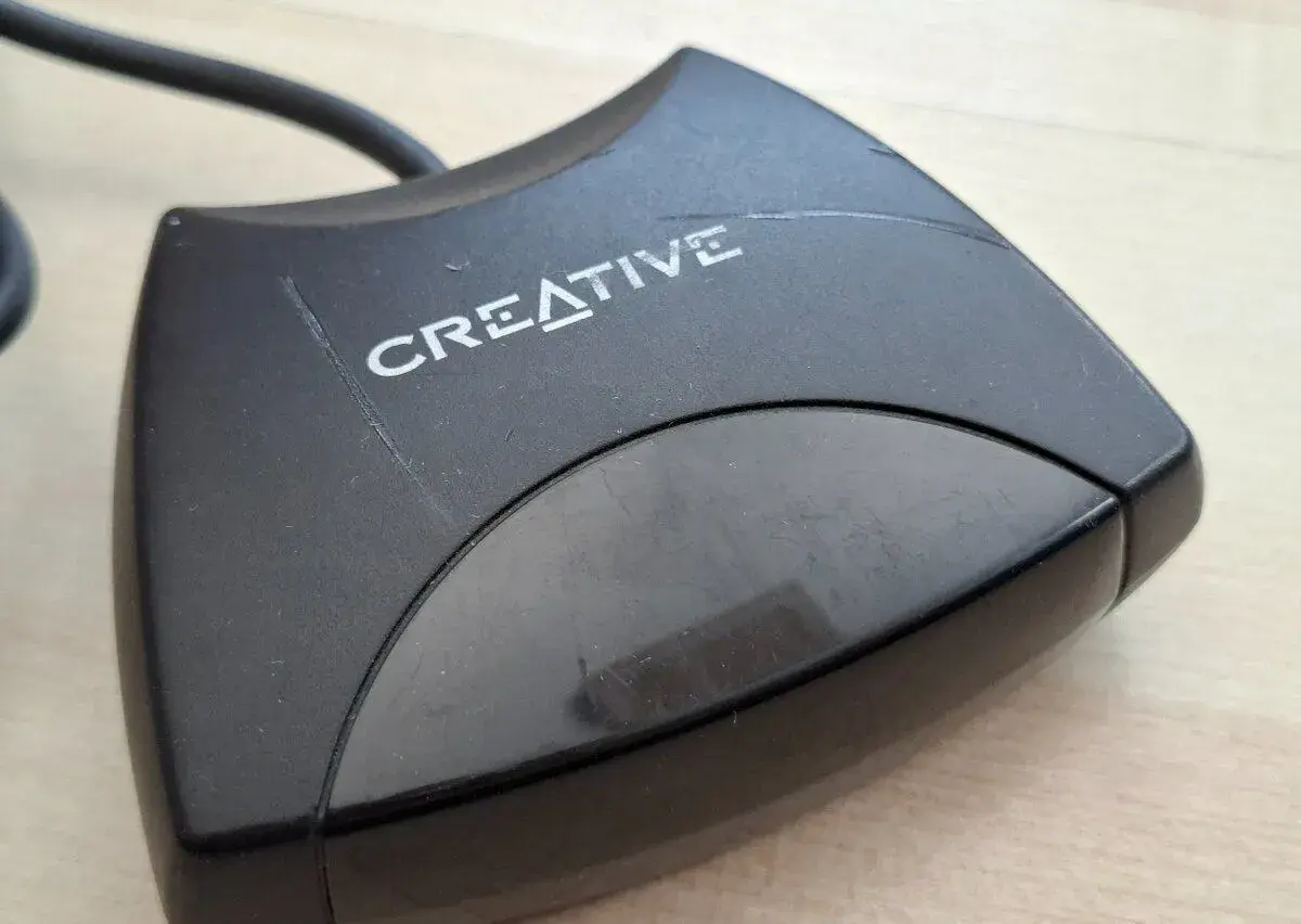 Infračervený USB IR přijímač Creative (SB0540) k dálkovému o