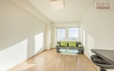Pronájem bytu 1+kk, 25 m2, ul. Peroutkova, Jinonice, Praha 5