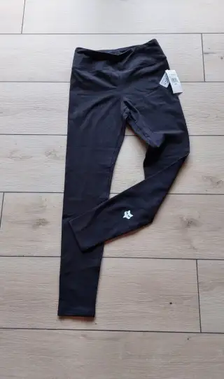 Leginy FOX