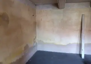 Pronájem garsonky a menší pozemek na posezeni