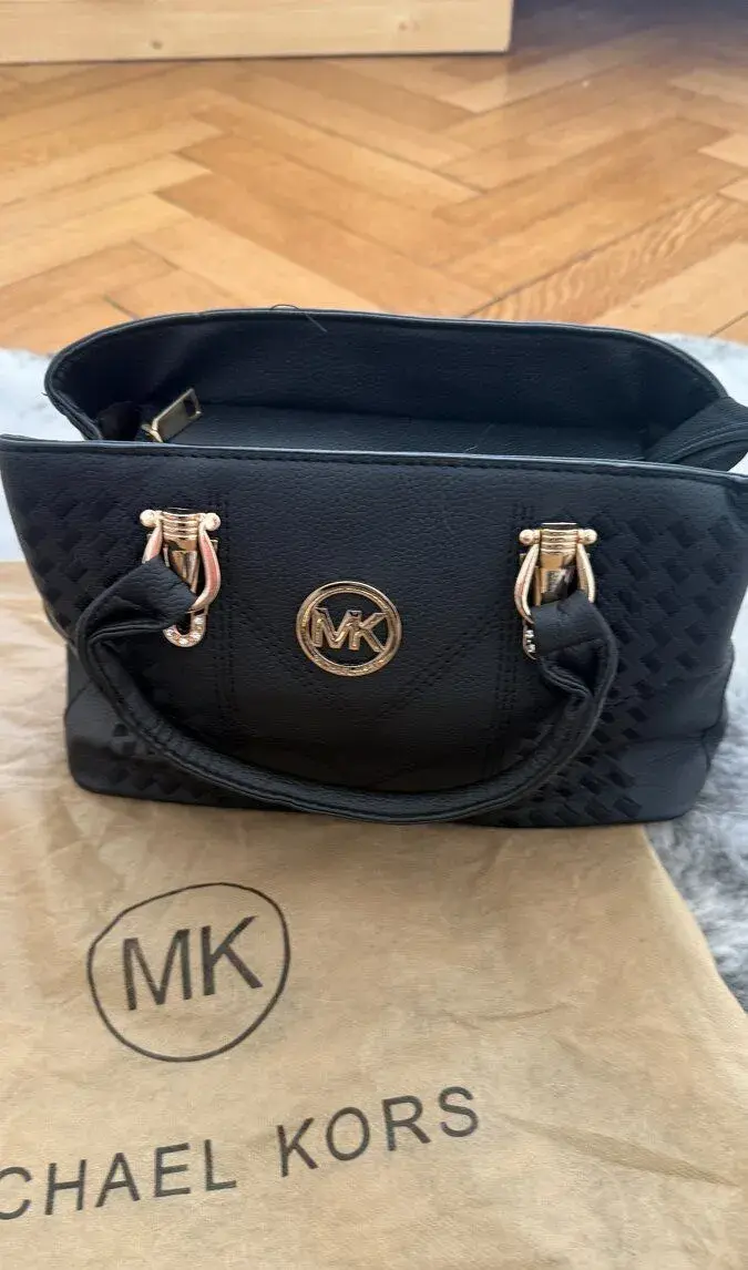 Krásná nová kabelka Michael Kors
