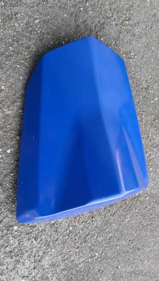 GSX-R K4 - K5 krovka sedla spolujezdce