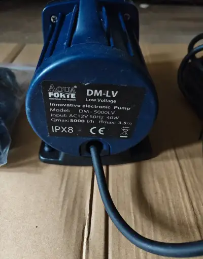 Jezírkové čerpadlo na 12 v 5000 l/h