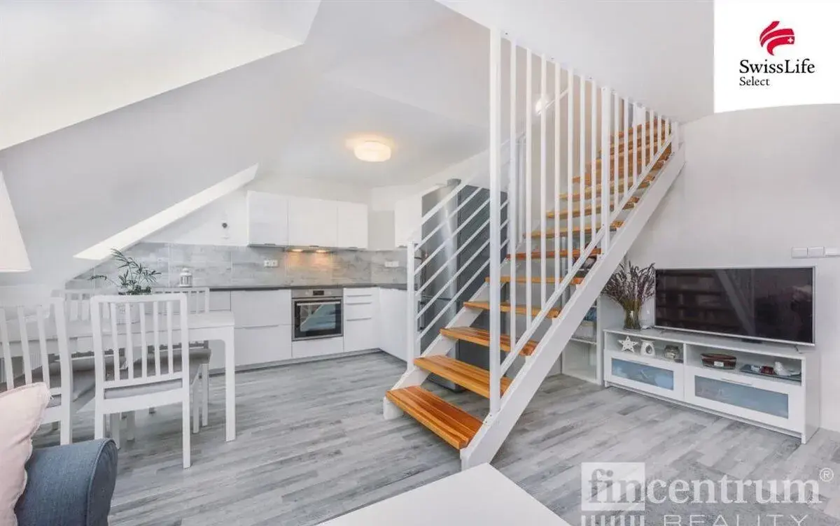 Pronájem bytu 3+kk 52 m2 Nerudova, Pardubice