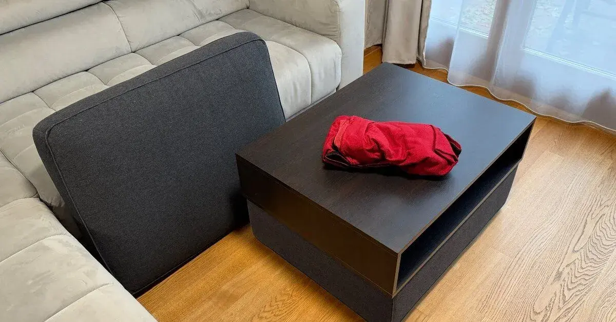 Taburet IKEA / konferenční stolek 2 v 1 + nepoužitý potah